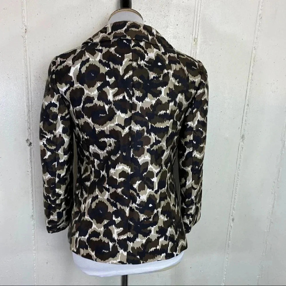 Talbots 2 brown/black/white floral 4 button blazer - Picture 5 of 8